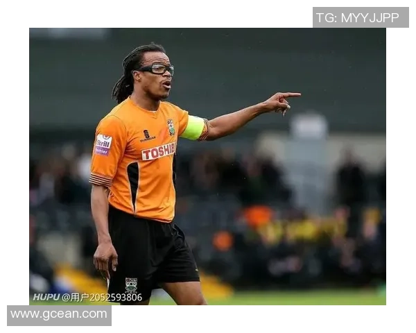 揭秘足球明星野猪的真实身份与传奇经历