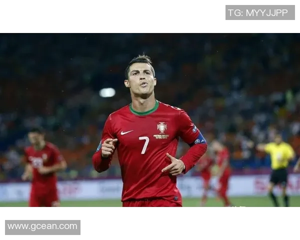 那个足球明星是7他如何在赛场上书写传奇人生